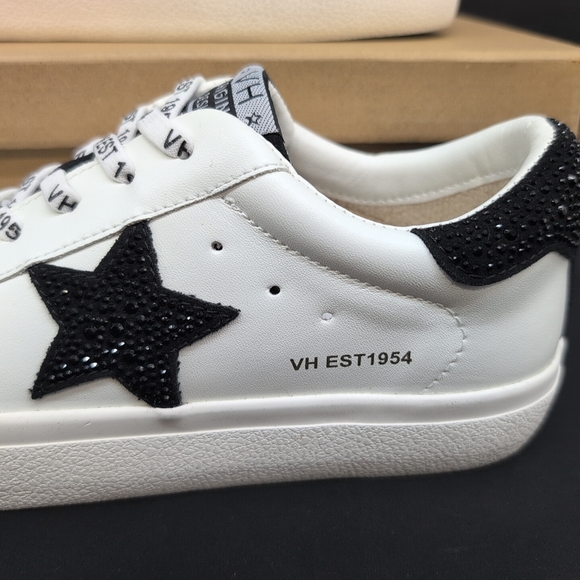 Vintage Havana Grande Slip On Women's Sneaker US 7.5 Black & White - Picture 3 of 16